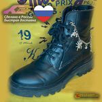 Ножной браслет на ботинке-мартинсе с летучей мышью и пауком